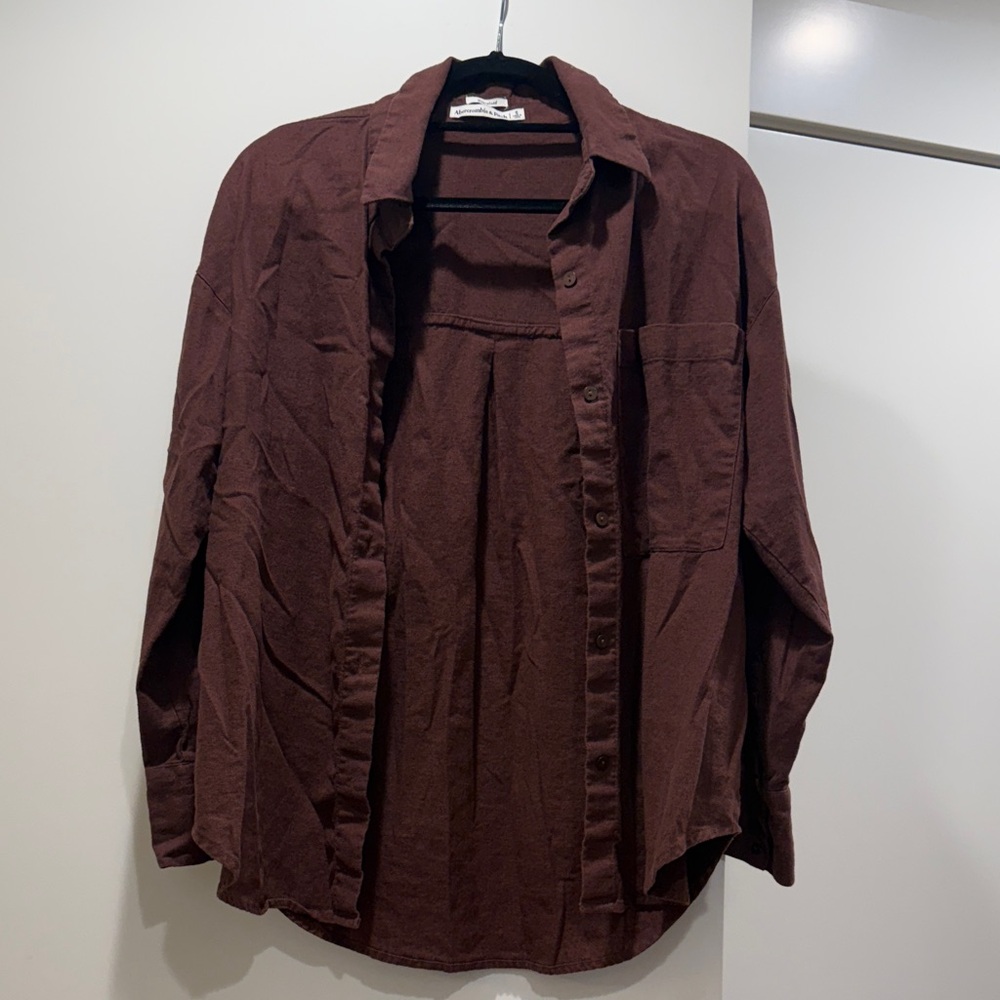 Women’s Oversized Linen Button Up